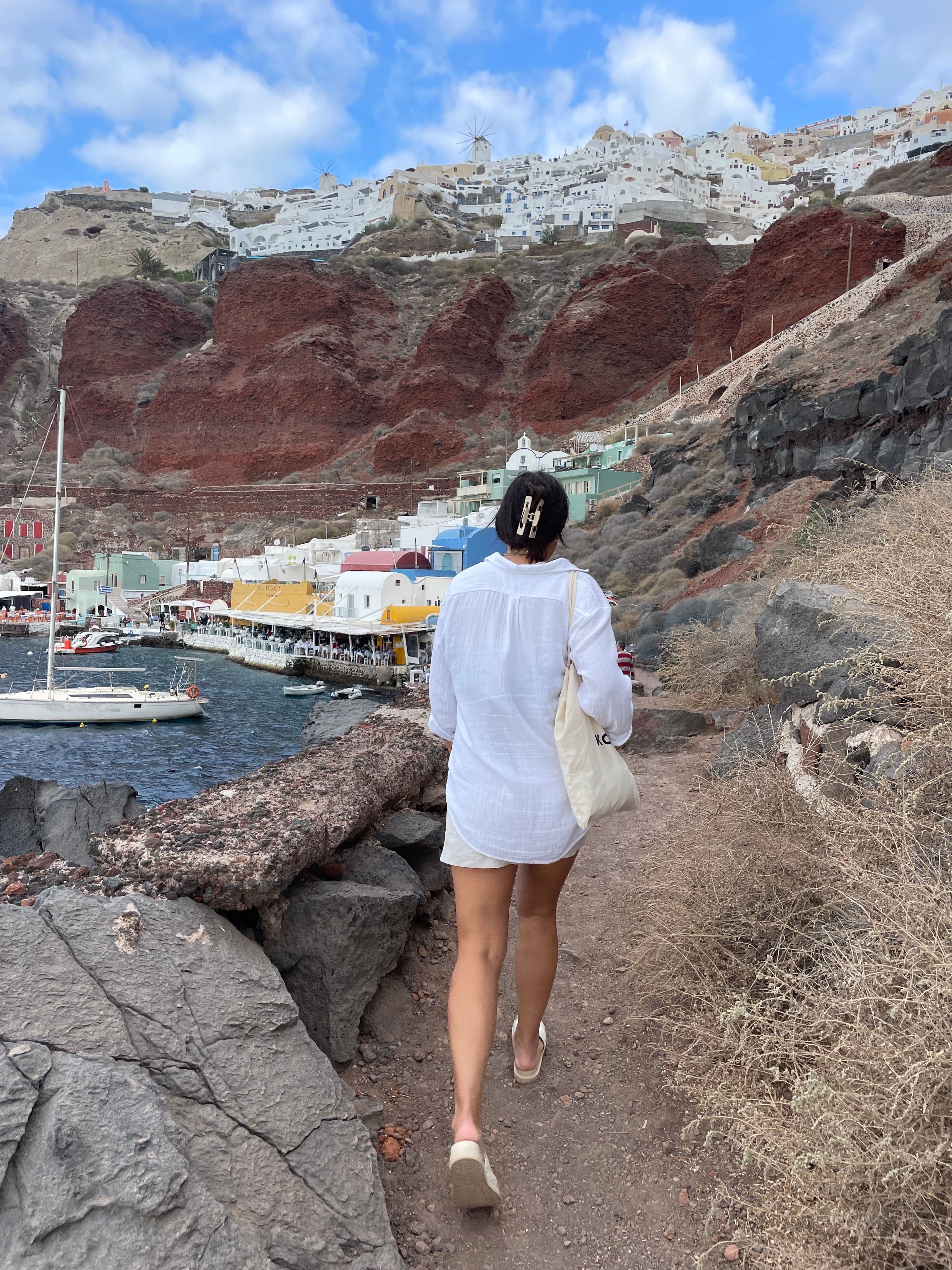 Image 1 of Explore Amoudi Bay with Cliff Jumping.