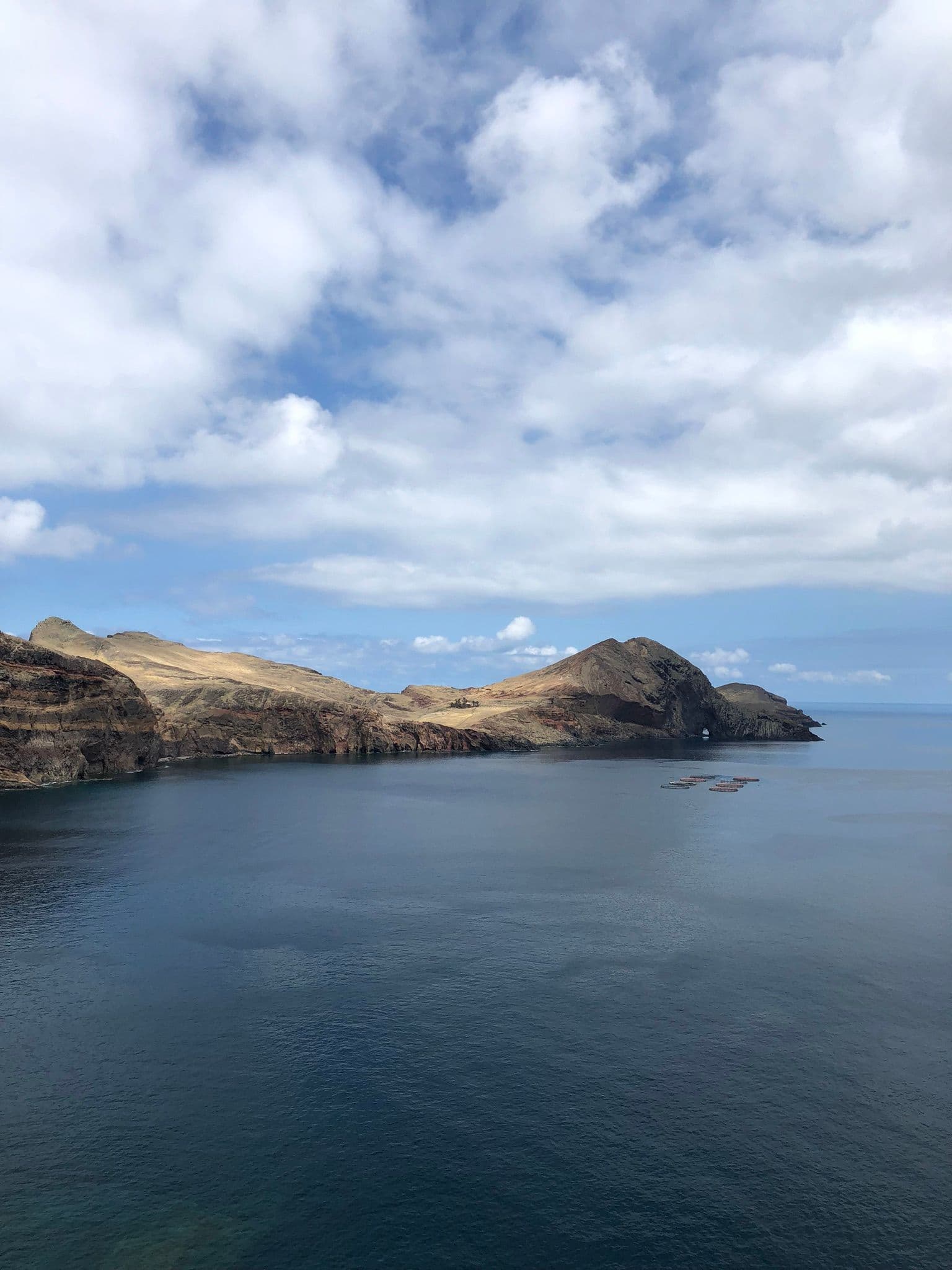 Image 2 of Hiking around PR8 Verada da Ponta de São Lourenço.