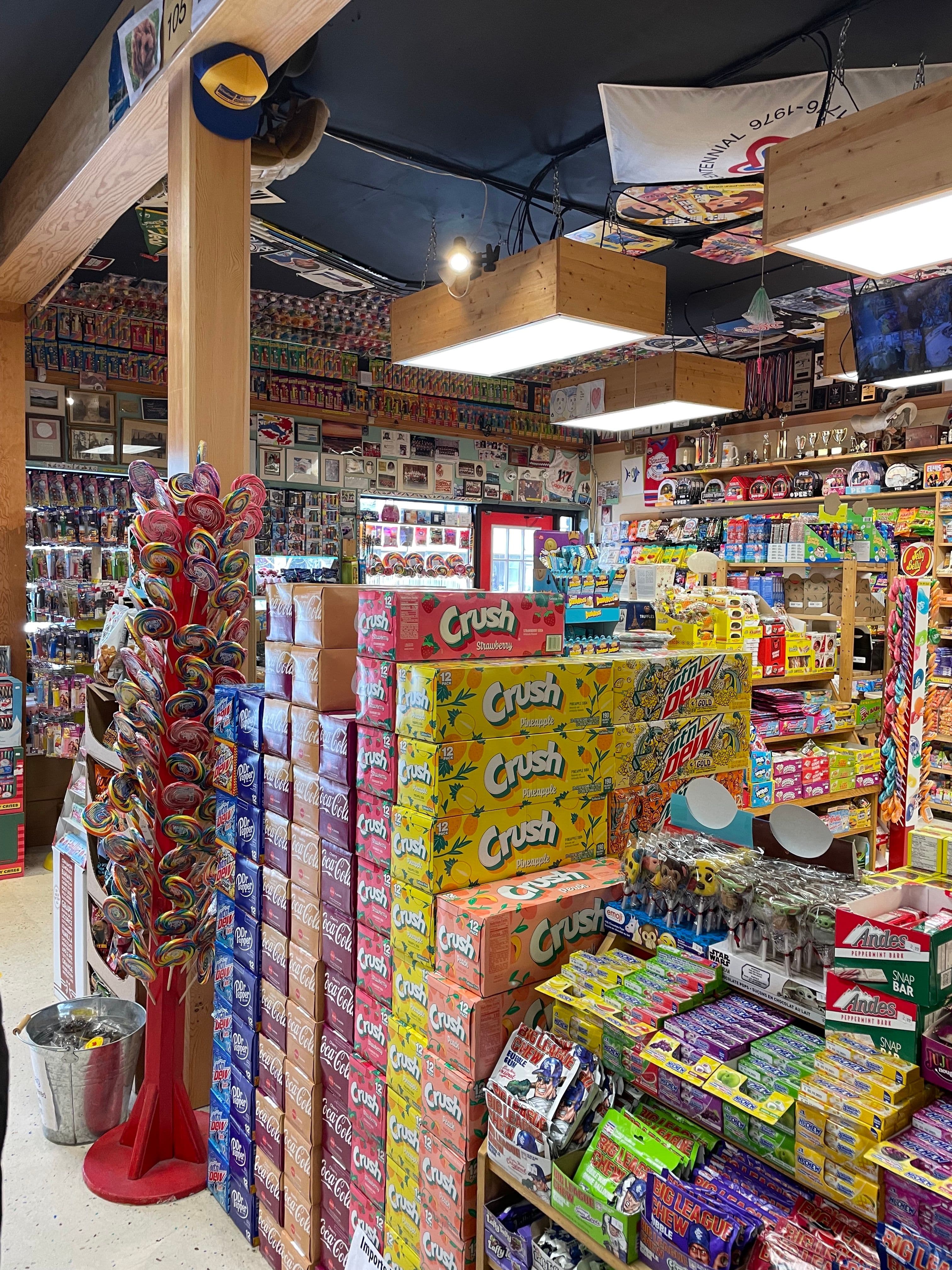 Image 3 of Explore 8th Street.