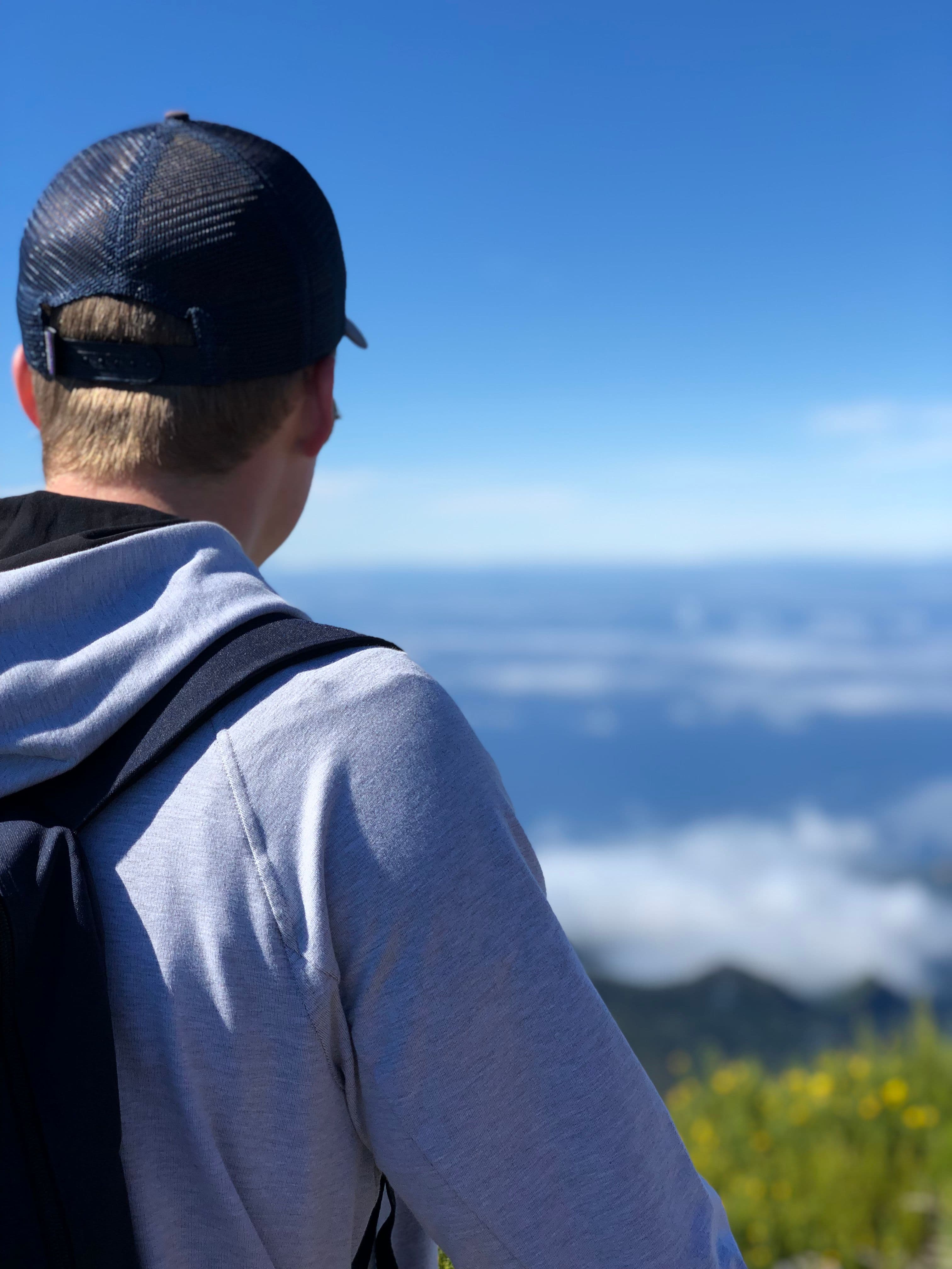 Image 6 of Hike from Pico do Areiro to Pico Ruivo.
